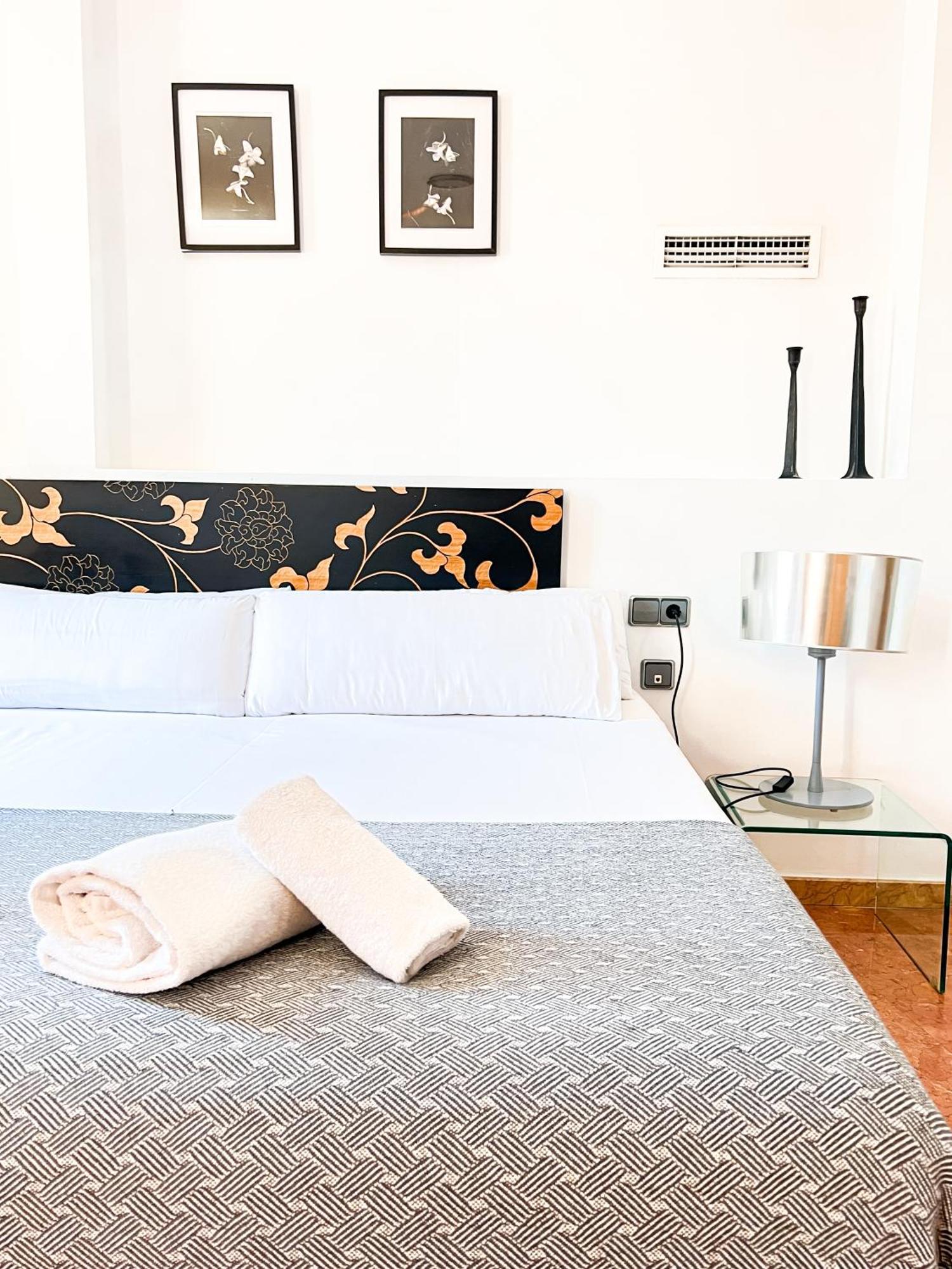 Happy Apartments Valencia - Lope De Vega エクステリア 写真